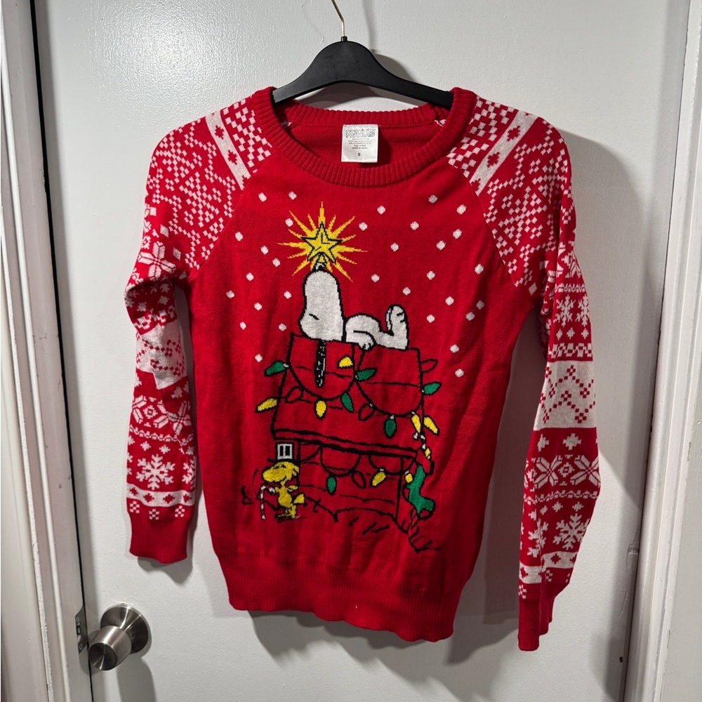 Peanuts Red and White Women's Sweater